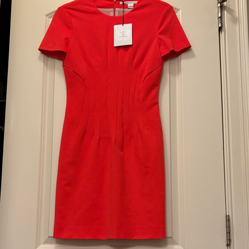 Diane Von Furstenberg Vibrant Red Short-Sleeve Sheath Mini Dress